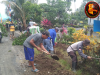 Antisipasi Banjir, Bhabinkamtibmas Polsek Toili dan Warga Bersihkan Parit Polish_20250809_164923252