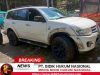 Diduga Gagal Mendahului Motor, Angkutan Mini Bus Tabrak Mitsubishi Pajero di Karangtengah Cibadak Screenshot_20260313-120534_1